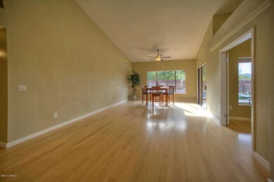 829EForestHills04