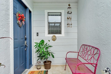 1627 Woodbridge Lakes Cir, West Palm Beach, FL 33406 - photo 3