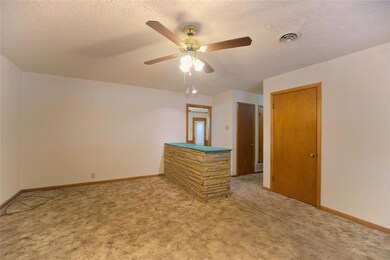 606 Line Dr, Gainesville, TX 76240 - photo 5