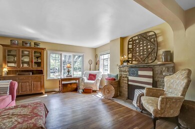 Very large sitting room
