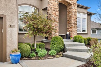 10526 W 168th Terrace, Olathe, KS 66062 - photo 5