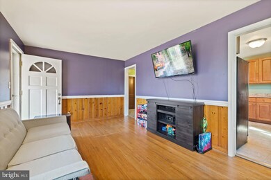 4400 Bartholow Rd, Sykesville, MD 21784 - photo 5