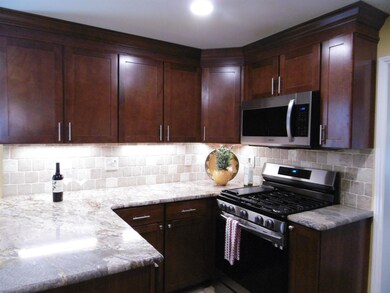 329 Knowlton St, Manchester, NH 03103 - photo 7