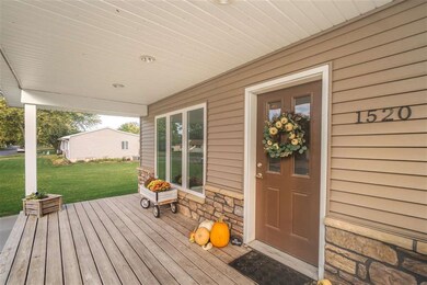 1520 Oriole Ave, Waterloo, IA 50701 - photo 3