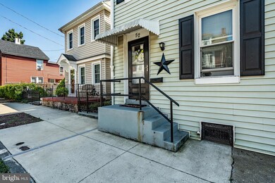 52 Chestnut St, Pottstown, PA 19464 - photo 2