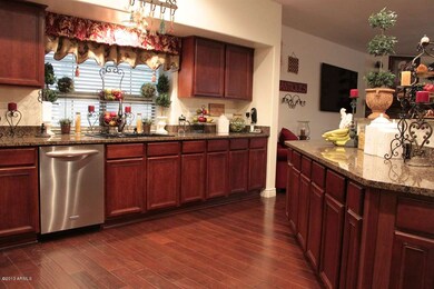 005Kitchen
