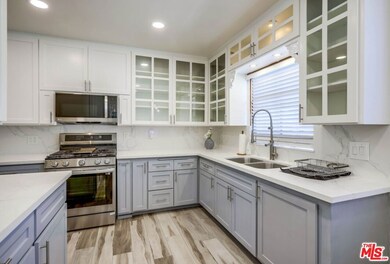 1060 E 45th Way, Long Beach, CA 90807 - photo 6