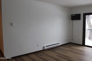 815 Duke Dr unit 421, Grand Forks, ND 58201 - photo 7
