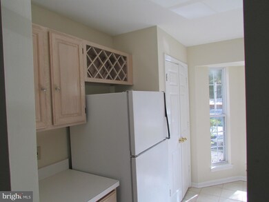 5317 Wagon Shed Cir, Owings Mills, MD 21117 - photo 6