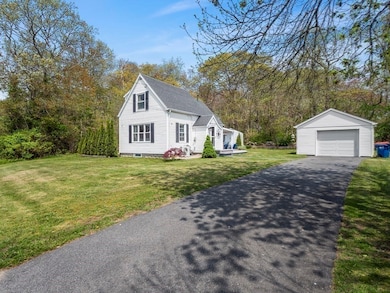 41 Torrington Rd, Fairhaven, MA 02719 - photo 2