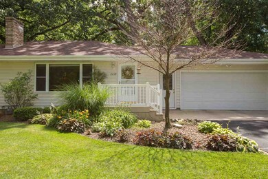 2219 Terrace Dr, Cedar Falls, IA 50613 - photo 2
