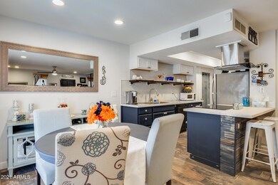 10420 N 9th St unit 2, Phoenix, AZ 85020 - photo 4