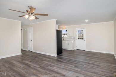 908 N 3rd Ave, Siler City, NC 27344 - photo 7