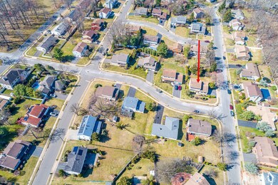 1045 Ellis Pkwy, Edison, NJ 08820 - photo 4