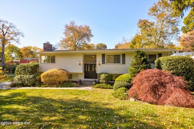 89 Florence Rd Greenwich CT-large-004-02