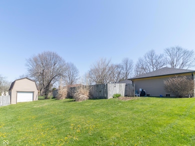 918 N 700 W, Greenfield, IN 46140 - photo 2