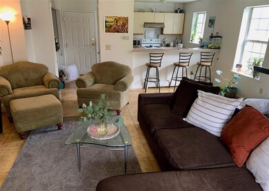 165 Hildred Dr unit 165, Burlington, VT 05401 - photo 5