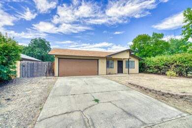 1220 Pershing-02
