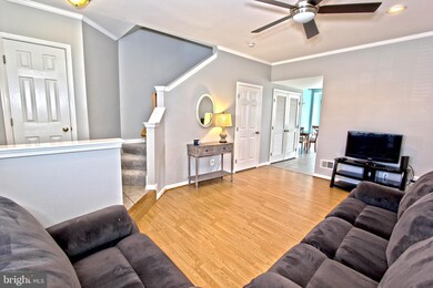12450 Selkirk Cir, Bristow, VA 20136 - photo 3