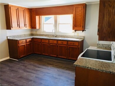 1729 Zoo Pkwy, Asheboro, NC 27205 - photo 5