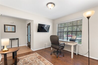 267 E Rainbow Ridge Cir, Spring, TX 77381 - photo 4