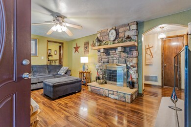 05_1844_Red_Lane_Ext05_mls