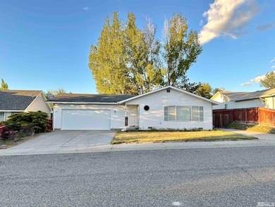 1959 Scott St, Winnemucca, NV 89445 - photo 3