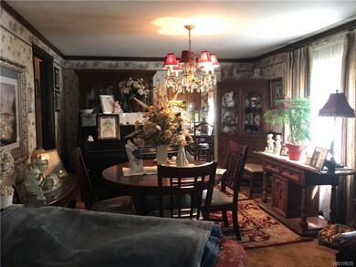 Formal dining room