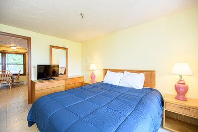 1072 Post Rd unit 132, Wells, ME 04090 - photo 5