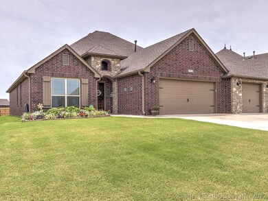 7413 E Memphis St, Broken Arrow, OK 74014 - photo 2