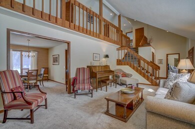 6158 Knollwood Dr, Oregon, WI 53575 - photo 4