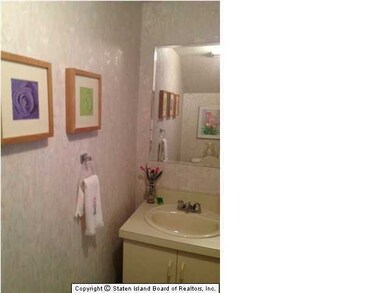 72 Vogel Loop, Staten Island, NY 10314 - photo 4