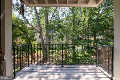 8353C Dunham Ct unit 641, West Springfield, VA 22152 - photo 2