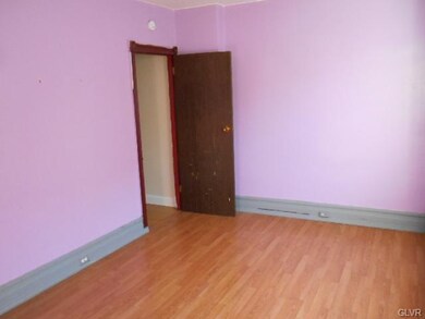 317 N West St, Allentown, PA 18102 - photo 6