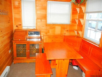 14 Commerce St, Schenectady, NY 12302 - photo 5