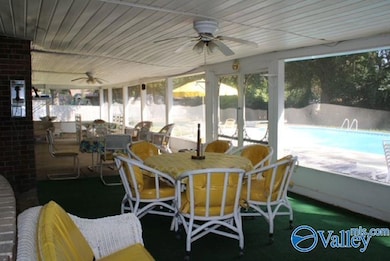 1617 Dandridge St SW, Decatur, AL 35601 - photo 2