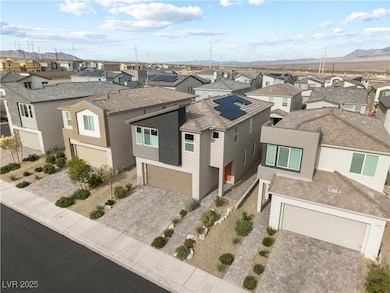 10202 Handline Chute St, Las Vegas, NV 89166 - photo 4