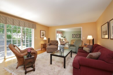 2419 Saranac Ln, Glenview, IL 60026 - photo 5