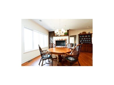 8141 Woodland Dr, Lenexa, KS 66220 - photo 7