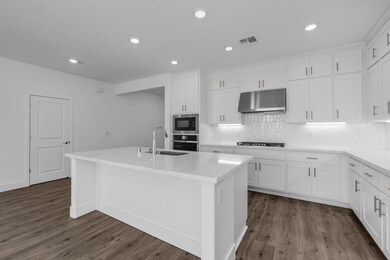 10327 Evangaline Way, Elk Grove, CA 95757 - photo 3