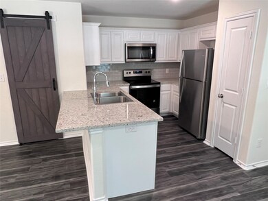 1005 S 6th St unit 1, Bonham, TX 75418 - photo 7