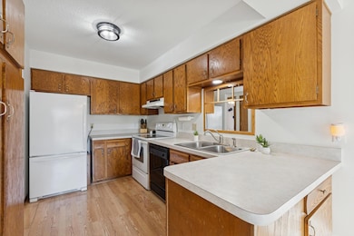 9987 106th Place N, Maple Grove, MN 55369 - photo 5