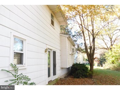 505 Pheasant Run Dr, Cinnaminson, NJ 08077 - photo 5