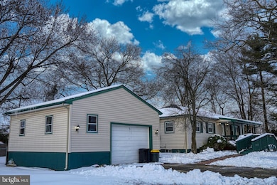 102 Laurel Ave, Sicklerville, NJ 08081 - photo 4