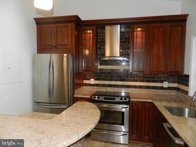 12944 Grays Pointe Rd unit C, Fairfax, VA 22033 - photo 5