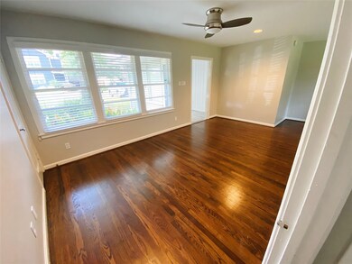 1318 Chamboard Ln, Houston, TX 77018 - photo 2