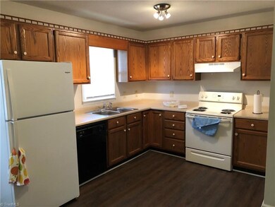 1703 & 1705 Arrow Wood Rd, Asheboro, NC 27205 - photo 4