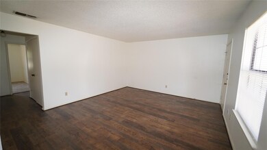 511 W Oak St unit 14, Weatherford, TX 76086 - photo 3