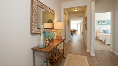 Aria-B-1618_New-South-Bridge-Model_Foyer