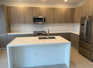 7231 NW 103rd Path unit 7231, Doral, FL 33178 - photo 5